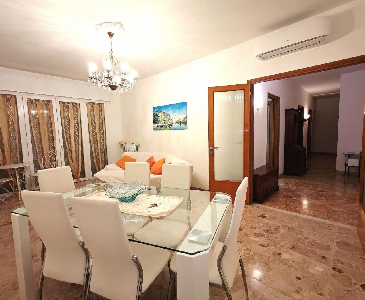 Laura Apartment Venice 4 P. 15 M To Venice Местре Экстерьер фото
