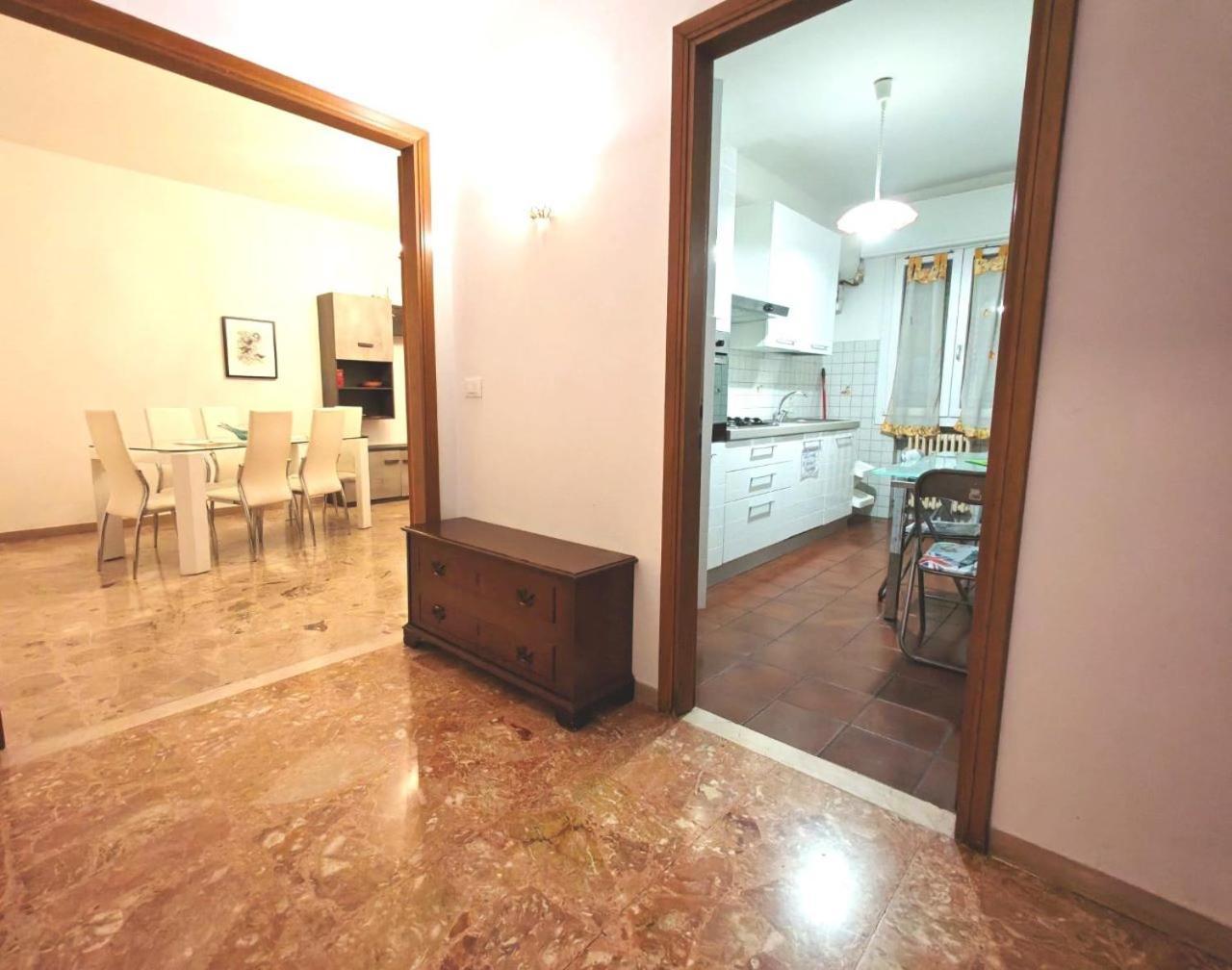 Laura Apartment Venice 4 P. 15 M To Venice Местре Экстерьер фото